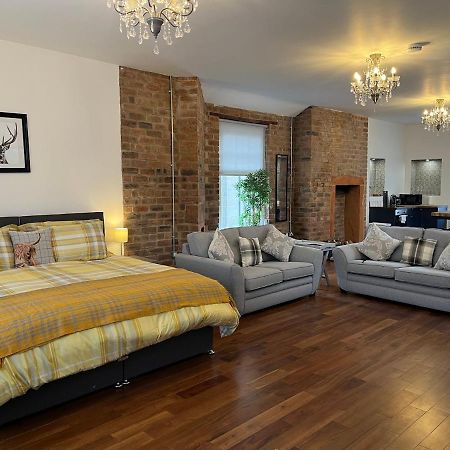 The Bards Loft, Large Studio Apartment Еър Екстериор снимка